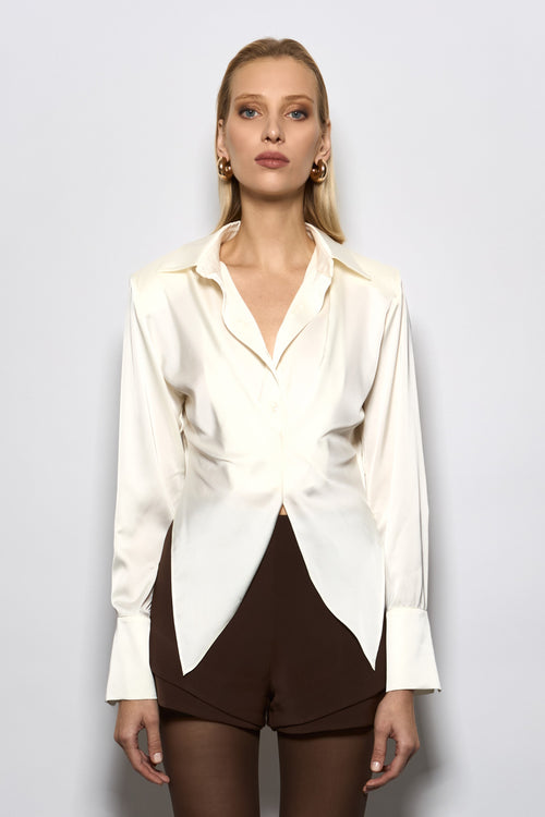 ASİMETRİK KESİM PİLE DETAYLI EKRU İPEK SATEN GÖMLEK