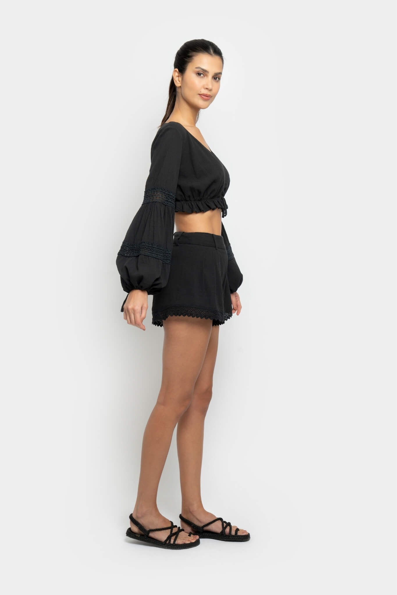 TWILLY SHORTS IN BLACK